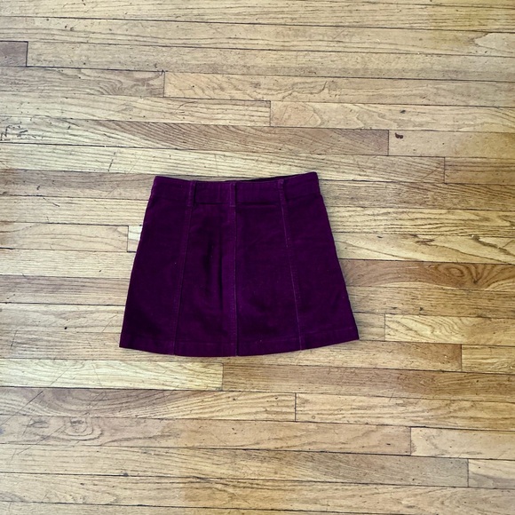 Forever 21 - Women's Burgundy Corduroy Skirt - Picture 4 of 7